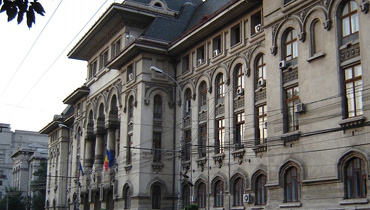 Noua majoritate din Consiliul General al Municipiului Bucureşti: PNL, PDL şi 3 consilieri PPDD