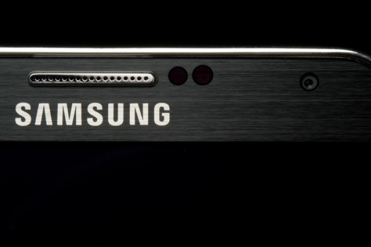Samsung rupe tradiţia! Noutatea adusă de Galaxy Note 4