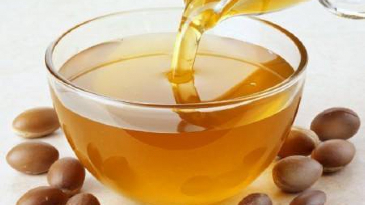 Beneficiile uleiului de argan: Ce afecţiuni previne