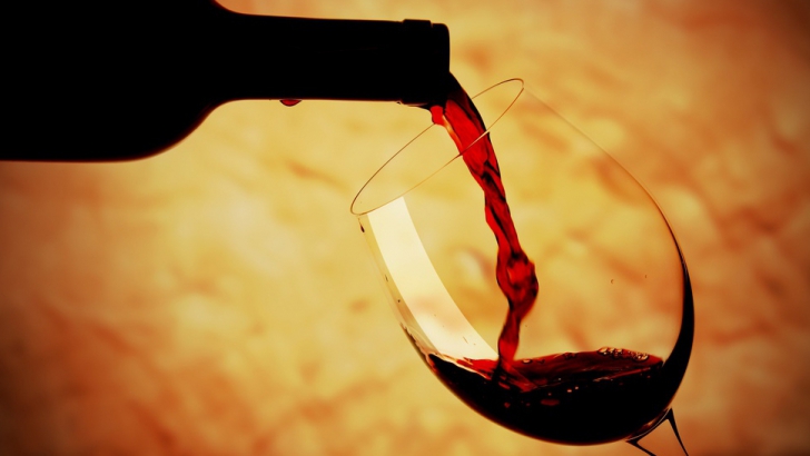 Secretele vinului roşu: Un nou efect miraculos al vinului a fost descoperit de cercetători
