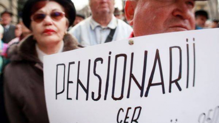 Doi pensionari s-au sinucis, fiind înștiințați că aveau de returnat 41.000 lei din pensie