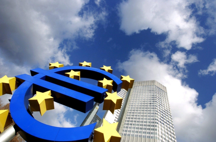 BCE a împrumutat cu 82,6 miliarde de euro 255 de bănci din zona euro