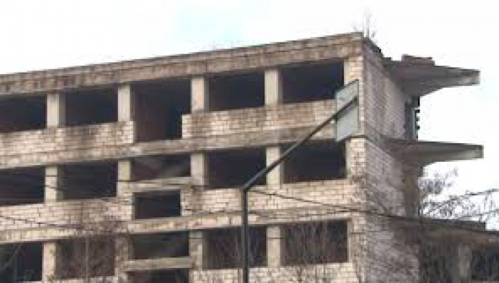 Construcţia spitalului de urgenţă Cluj, abandonată de 18 ani.