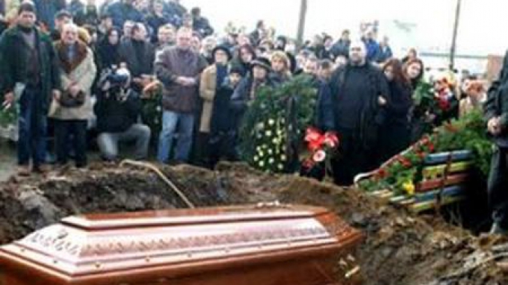Înmormântare (foto ilustrativ) 