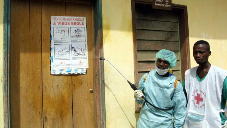 MAE recomandă românilor să evite călătoriile în ţările africane afectate de virusul Ebola
