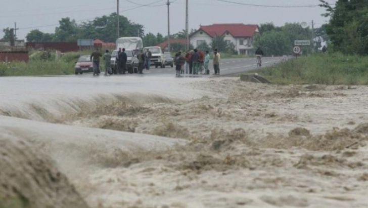 Inundații în Argeș: un bărbat a murit 