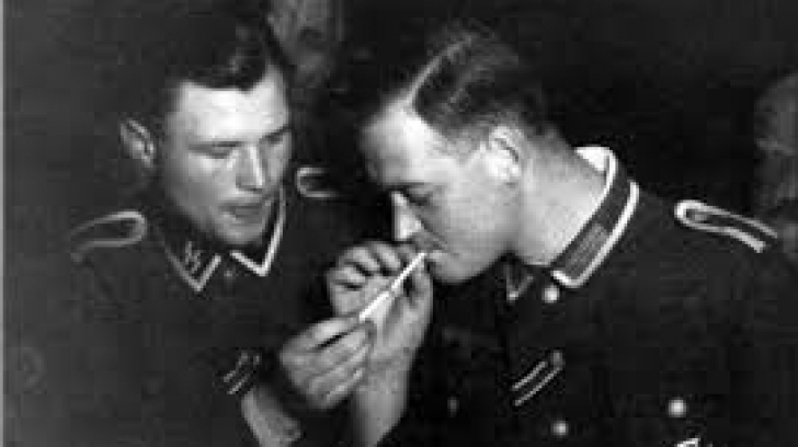 Campania anti-fumat a naziştilor.