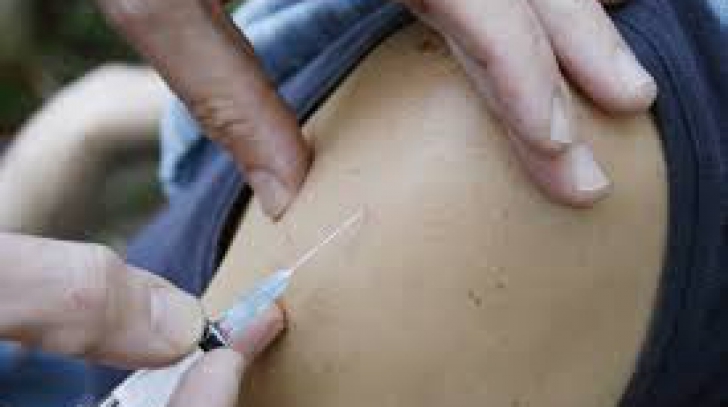 Dorel Săndesc: Primele 50.000 de doze de vaccin împotriva hepatitei B vor fi livrate în august