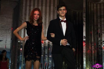 Alex Bittman, la Balul Bobocilor de la liceul la care &icirc;nvaţă