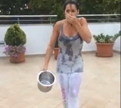 NADIA COMĂNECI, incident simpatic la ICE BUCKET CHALLENGE