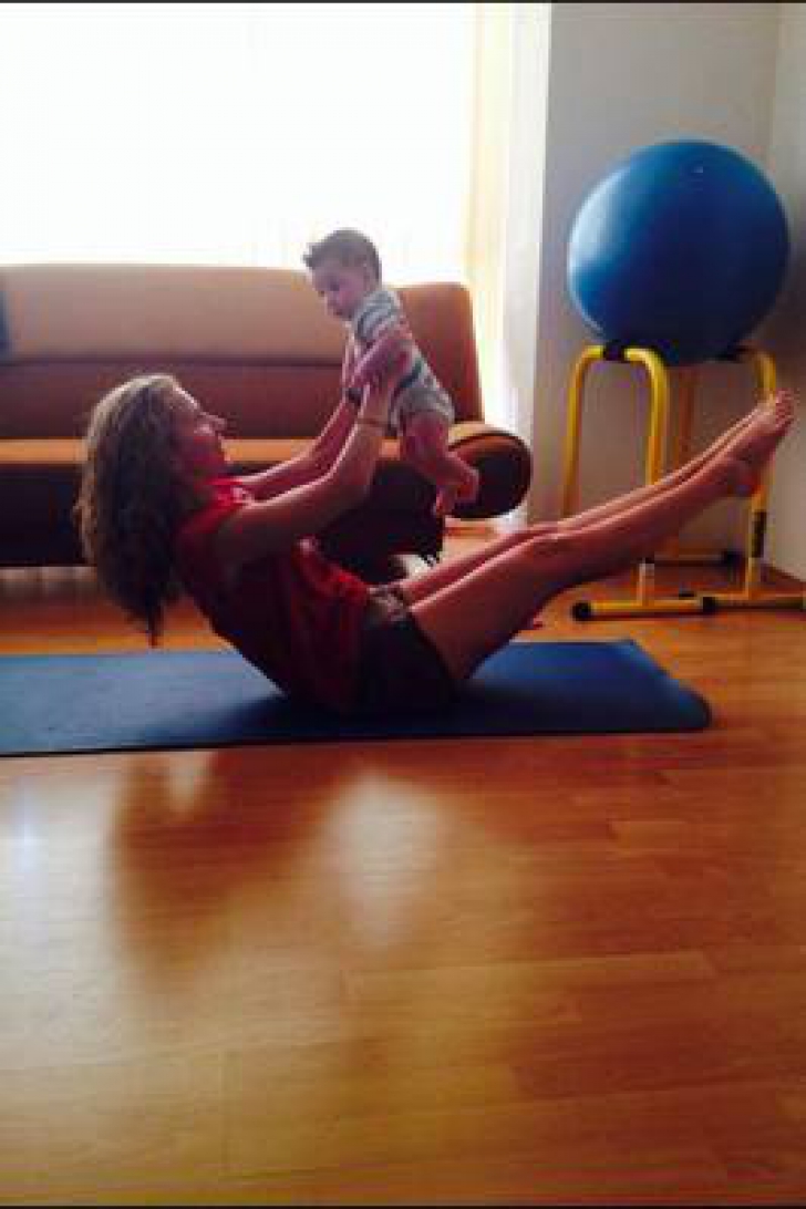 Carmen Brumă, gimnastică cu fiul său