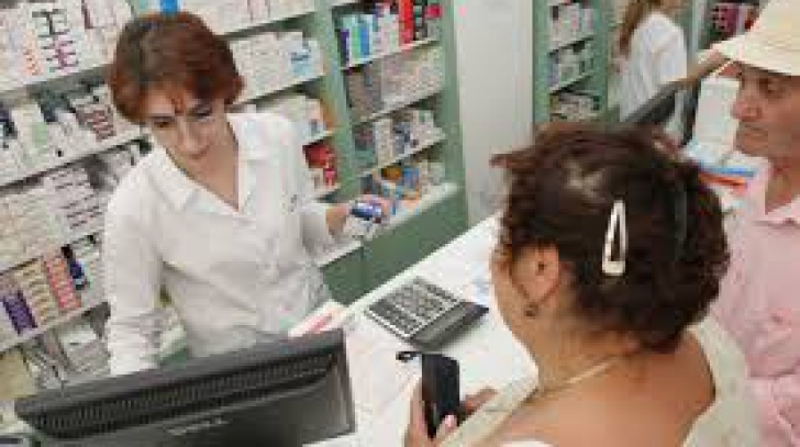 Farmaciile vor putea să vândă online medicamente fără rețetă