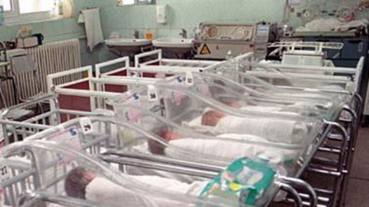 Anchetă la Maternitatea din Arad: Un bebeluş a murit la 44 de ore după naştere