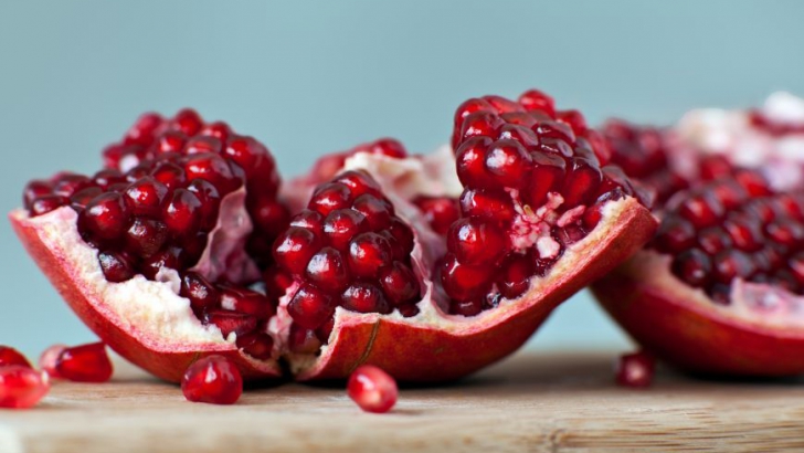 Fructul care ne ţine de foame şi previne cancerul