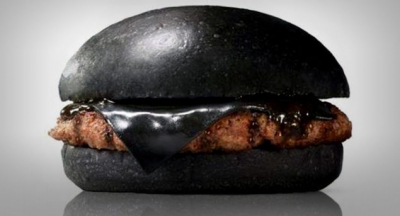 Burger King Black. Cel mai ciudat sandwich din lume 