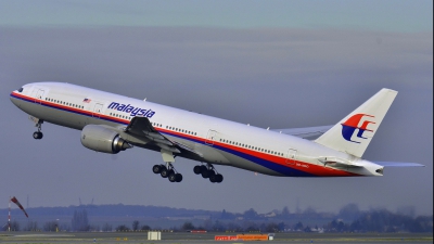 Avionul malaysian dispărut din martie probabil a fost doborât de SUA de teama unui atentat