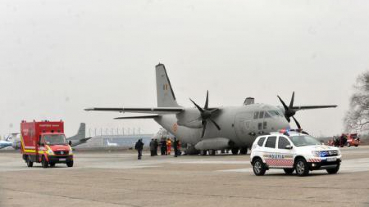 Trei răniți cu arsuri grave transportați cu o aeronavă C-27J Spartan de la Satu Mare la București