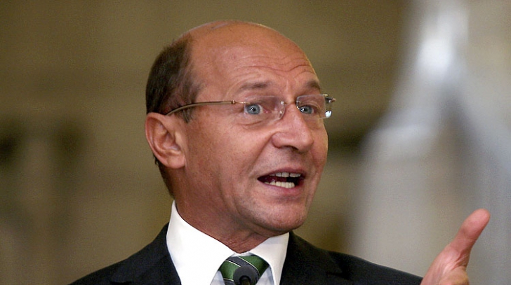 Traian Băsescu a promulgat  AMNISTIEREA propusă de PONTA