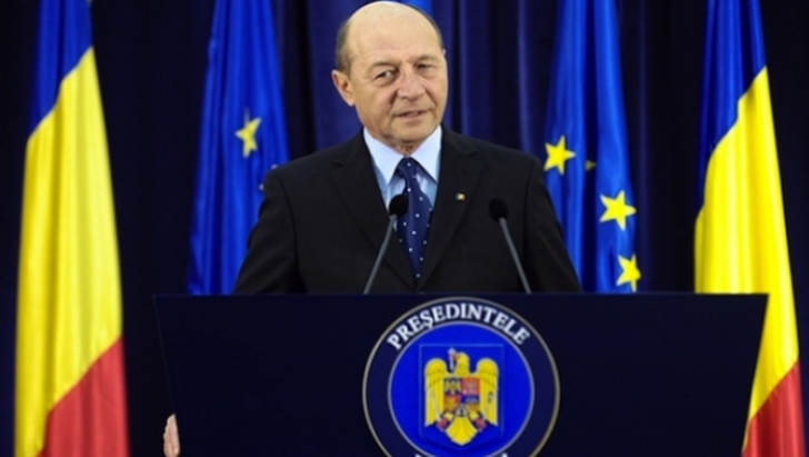 DECLARAŢIA MISTERIOASĂ a lui BĂSESCU: Un candidat la preşedinţie, OFIŢER SUB ACOPERIRE