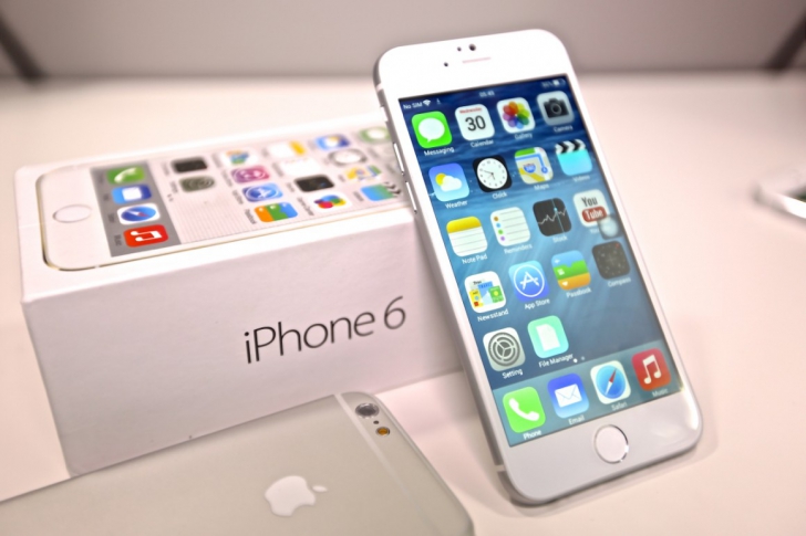 Primele TESTE VIDEO cu noul iPhone 6. Între aşteptări confirmate şi dezamăgiri