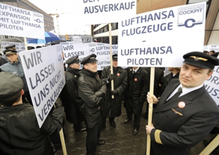 Piloții de la Lufthansa amenință cu o nouă grevă 