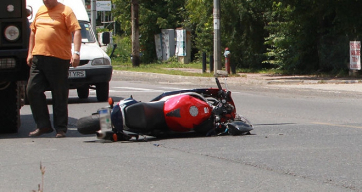 Accident violent! Motociclist zdrobit de un parapet pe soseaua Lugoj 
