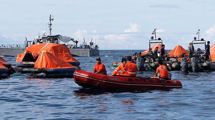 Zeci de morţi în Filipine, în urma răsturnării unui feribot