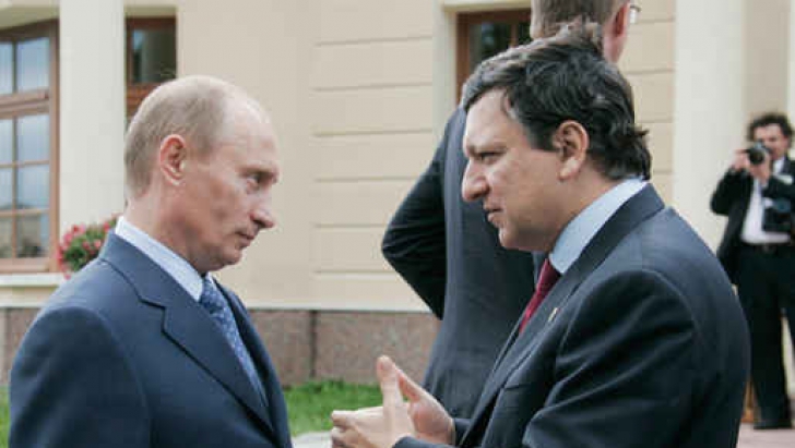 Putin şi Barroso, convorbire telefonică despre livrarea gazului rusesc către Europa
