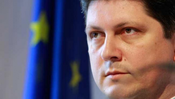 Corlăţean: Stilul de a face politică mizeră în România a fost folosit şi în scandalul comisarului
