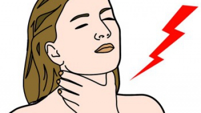 Ai gâtul inflamat? 8 remedii naturiste pentru DURERILE DE GÂT