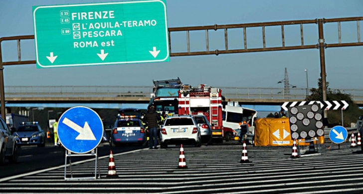 Tragedie în Italia: șase români au murit, alți doi sunt în stare critică