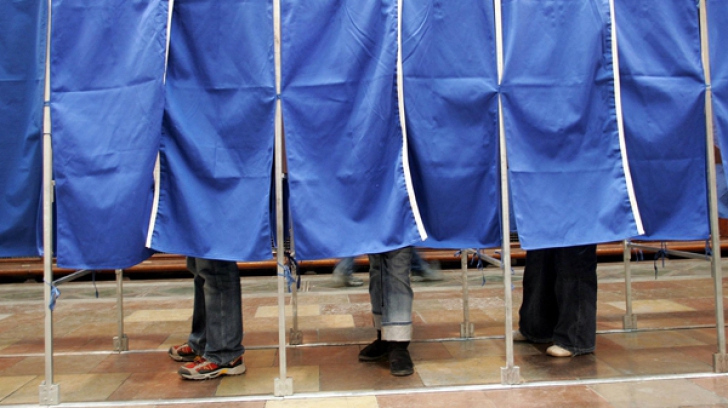 AEP: Numărul de cetățeni cu drept de vot, în ziua alegerilor, a scăzut 