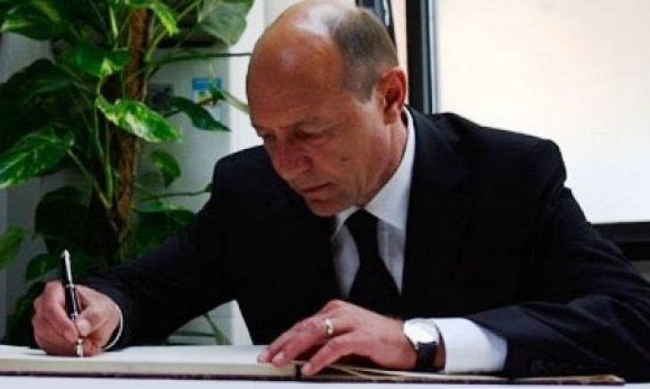 Traian Băsescu a semnat decretul prin care Victor Ponta e interimar la Cultură 