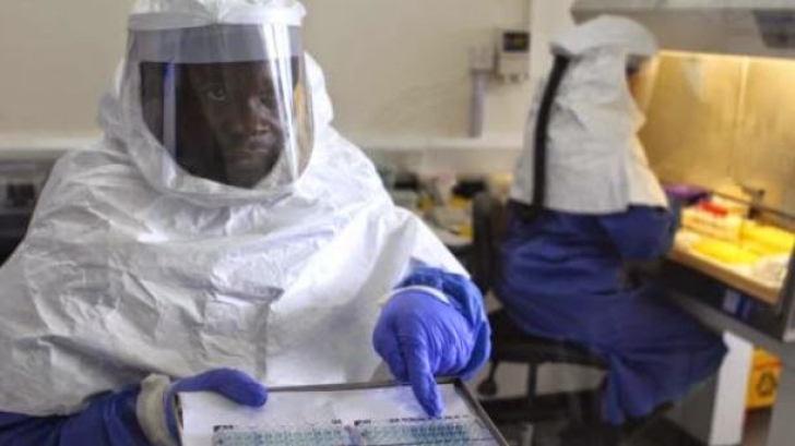 Lumea este pe cale să piardă cursa împotriva Ebola