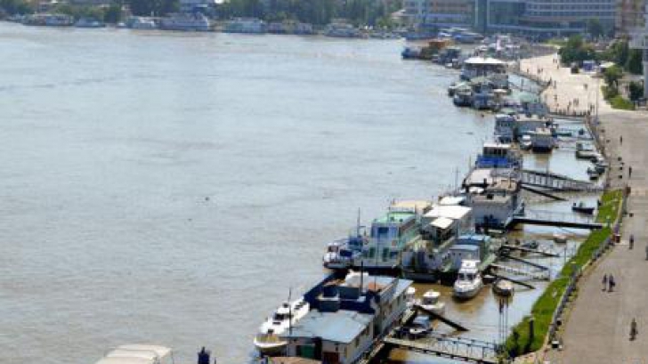 Tulcea: Dunărea a atins COTA DE ATENŢIE în municipiu