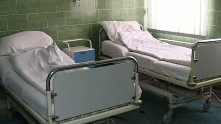 Infirmieră de la Spitalul Huşi, unde o fetiţă de patru ani a murit, sancţionată cu 10% din salariu