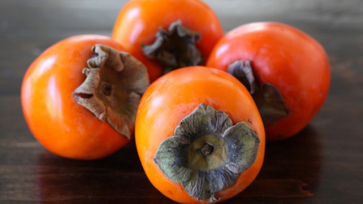 Beneficiile MIRACULOASE ale PERSIMMONULUI, cel mai sănătos fruct exotic
