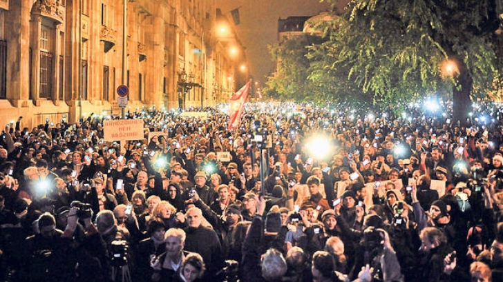 Proteste masive în Ungaria. 100.000 de oameni împotriva guvernului Orban şi a taxei pe Internet