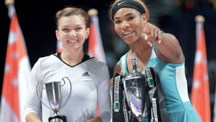 SIMONA HALEP. Serena Williams a făcut o poză cu trofeul de la Singapore în ciuda sportivei noastre