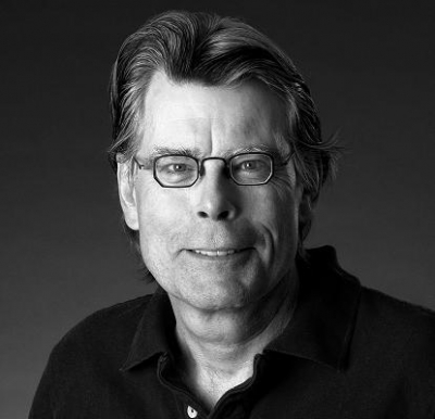 Stephen King a recunoscut în 2000 că unul dintre viciile sale a fost cocaina, care i-a creat o adevărată dependenţă, mai ales între 1979 şi 1987