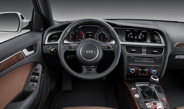 Audi A4, probleme la airbag