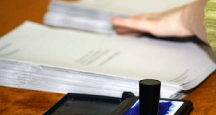 ALEGERI PREZIDENŢIALE 2014.Buletinele de vot, EPUIZATE la mai multe secţii de votare din Cluj-Napoca