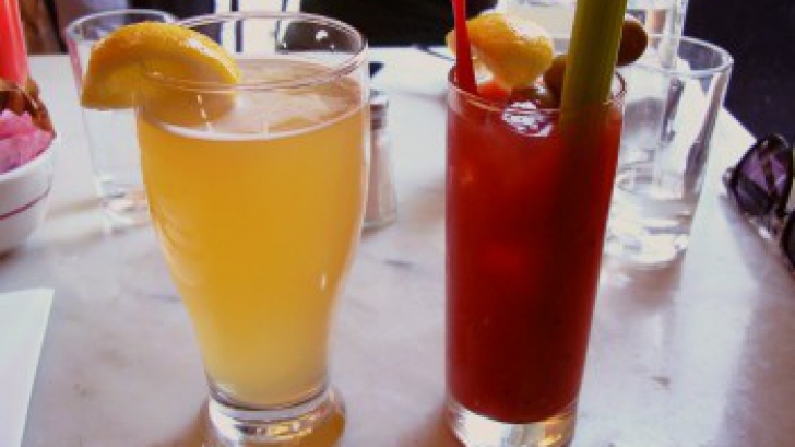 6 cocktail-uri care tin cancerul departe