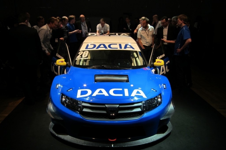 Dacia Logan care atinge 100 km/h în trei secunde! Cum arată Dacia Logan STCC