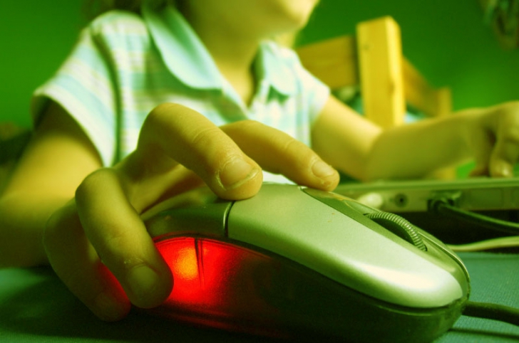 Un Internet sigur pentru copiii noştri