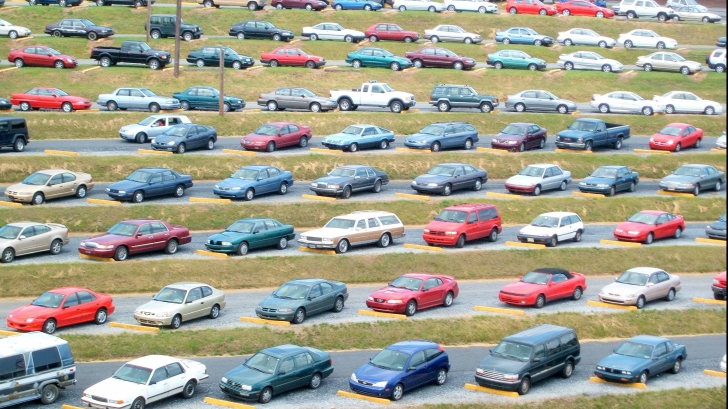 Brandurile auto care nu au vândut nicio maşină în 2014 în România