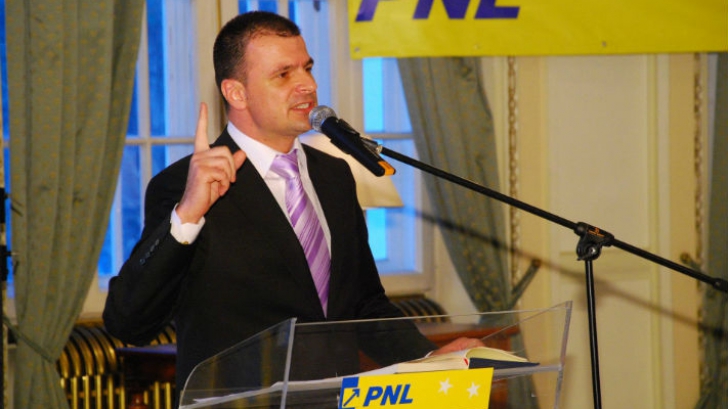 DNA cere arestarea deputatului PNL Mircea Roșca. Mită și trafic de influență