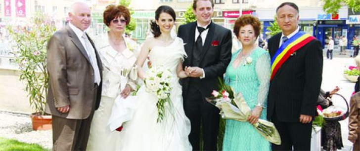 IMAGINI INCREDIBILE de la nunta de vis a fiicei primarului din Piteşti REŢINUTĂ DE DNA