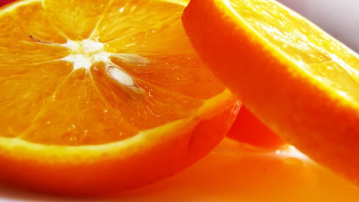 Cum să desfaci rapid şi eficient o portocală