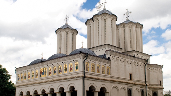 Patriarhia Română, despre decizia CCR: Discriminatorie și umilitoare pentru ora de religie 